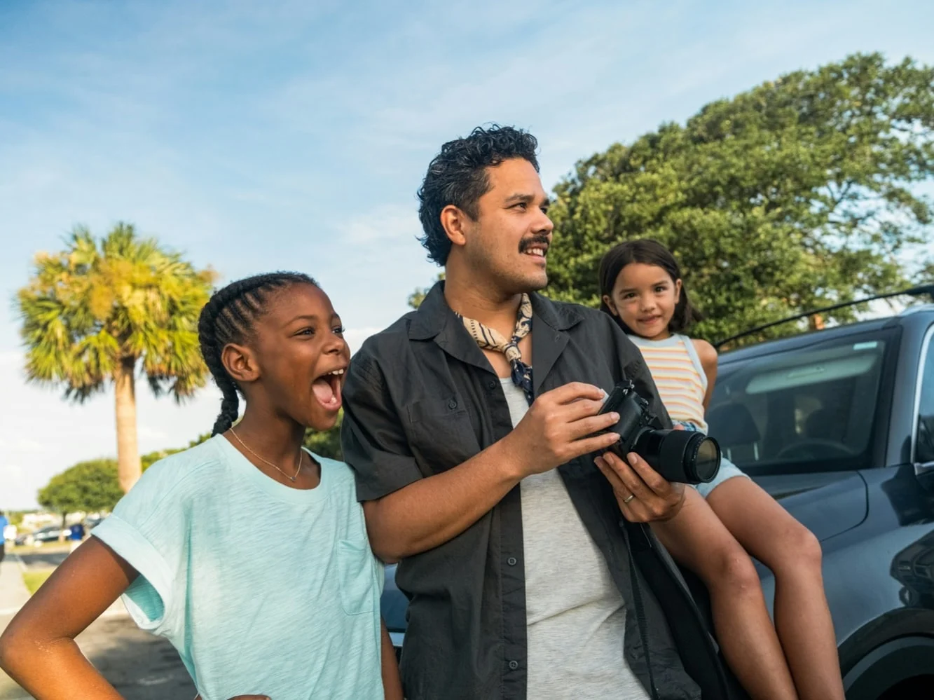 27. Image Outpainting - Original canvas